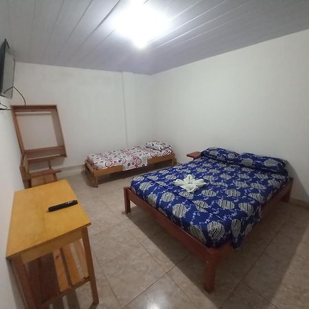 Hotel Chafo Leticia Chambre photo